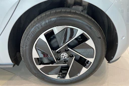 harmaa Volkswagen ID.3 2026 kuva 10.
