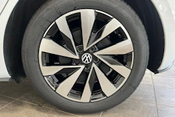 valkoinen Volkswagen ID.3 Neo 2026 kuva 10.