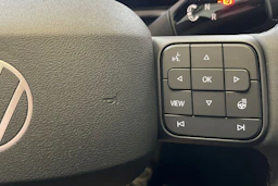 valkoinen Volkswagen ID.3 Neo 2026 kuva 13.