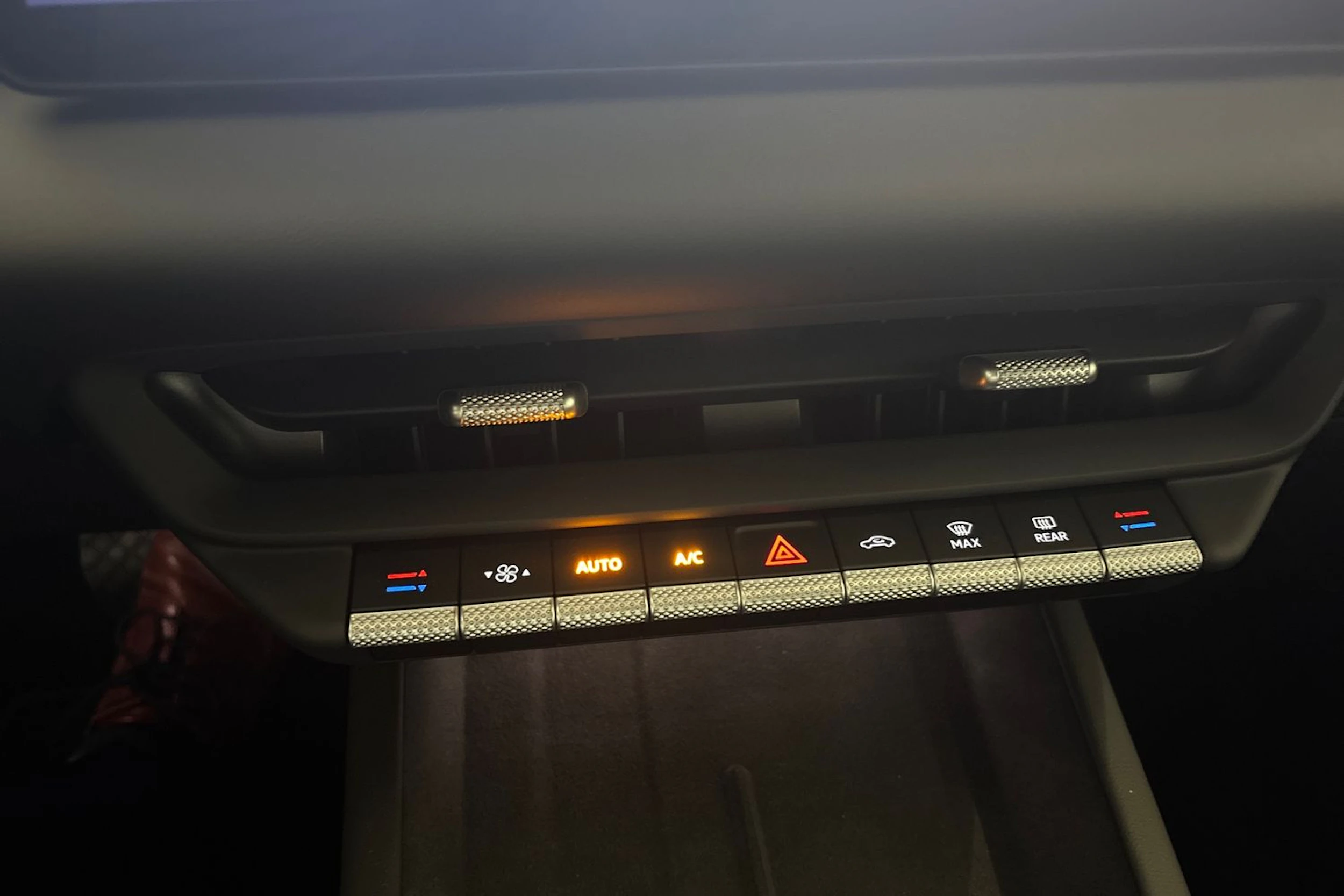 vihreä Volkswagen ID.3 Neo 2027 kuva 17.