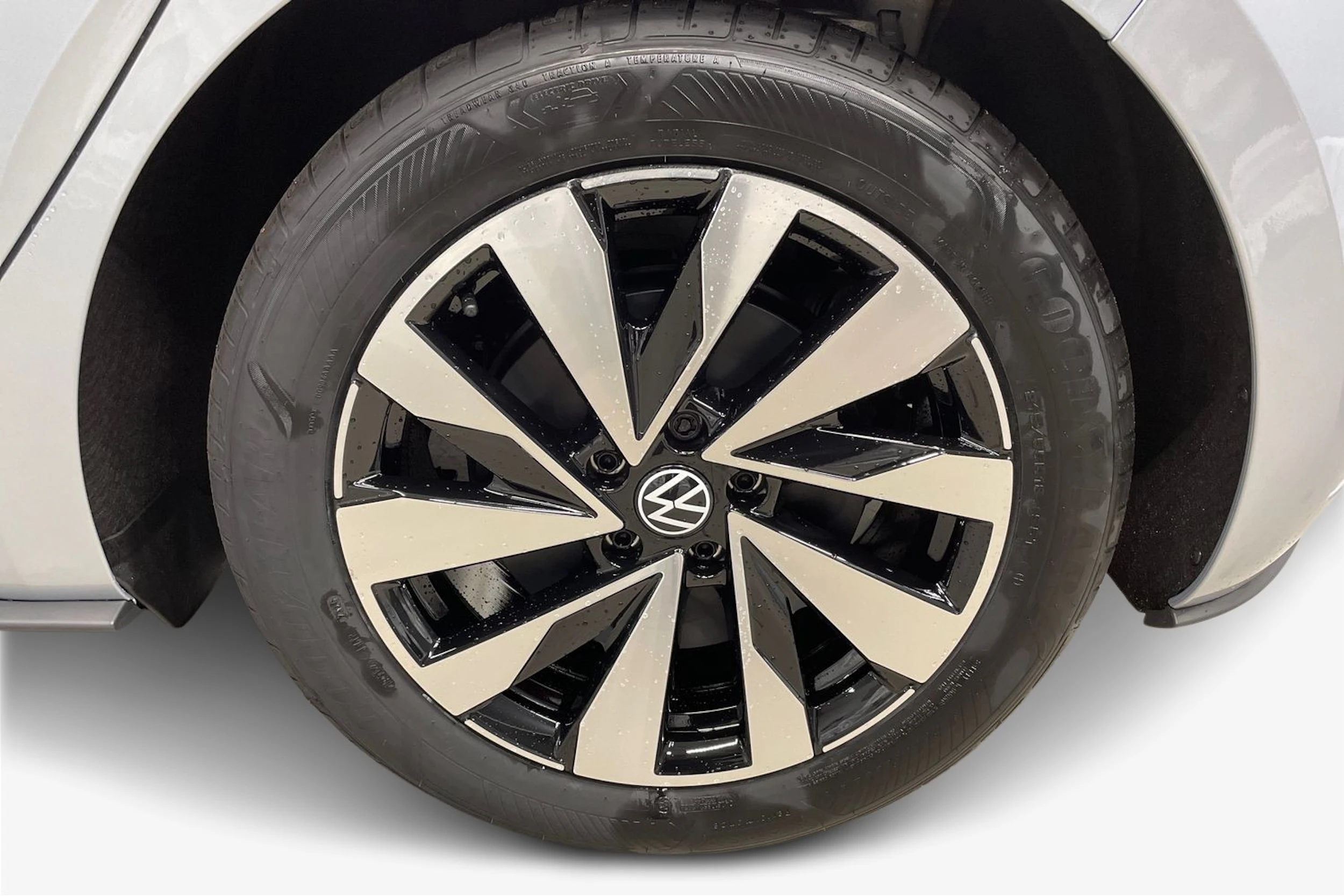 harmaa Volkswagen ID.3 Neo 2026 kuva 9.