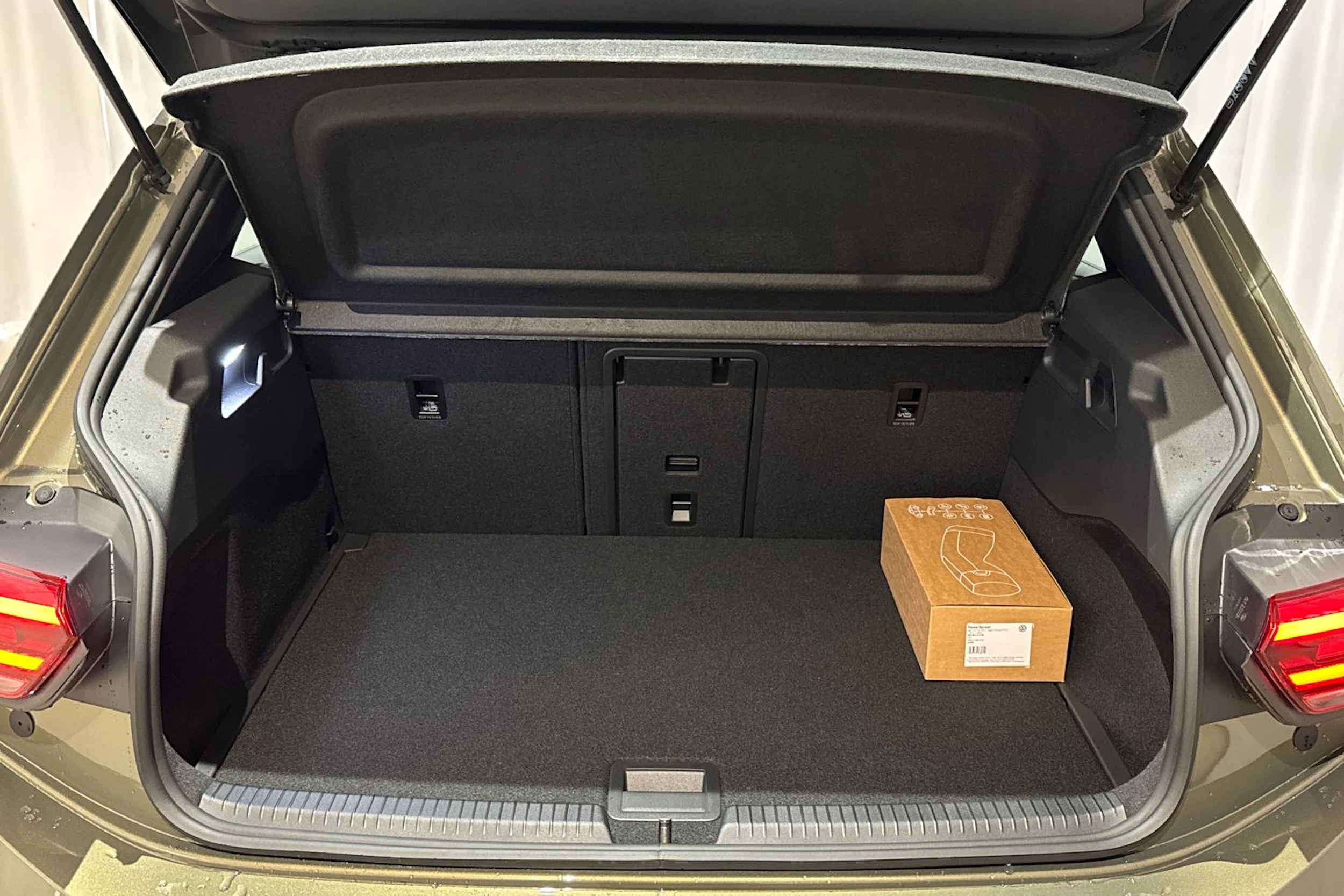 vihreä Volkswagen ID.3 2027 kuva 11.