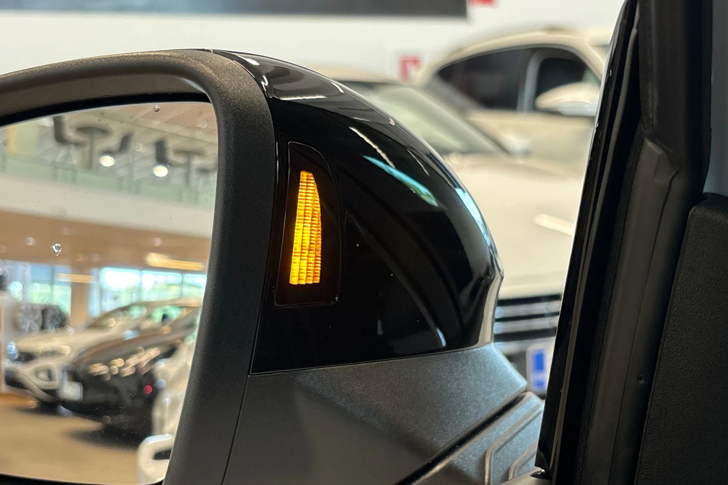 valkoinen Volkswagen ID.3 Neo 2026 kuva 18.
