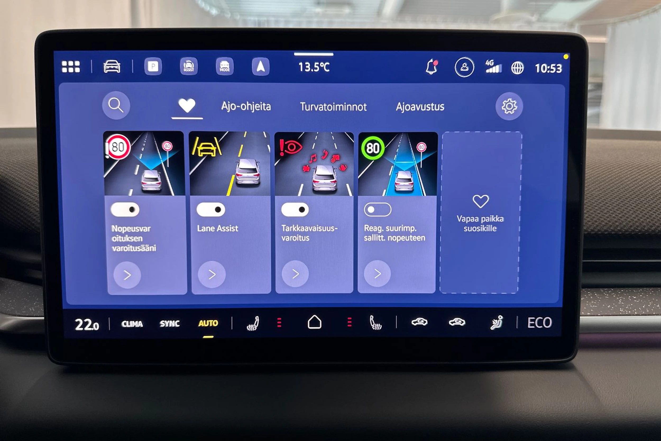 sininen Volkswagen ID.3 Neo 2026 kuva 16.