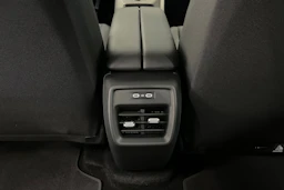 musta Volkswagen ID.3 Neo 2026 kuva 13.