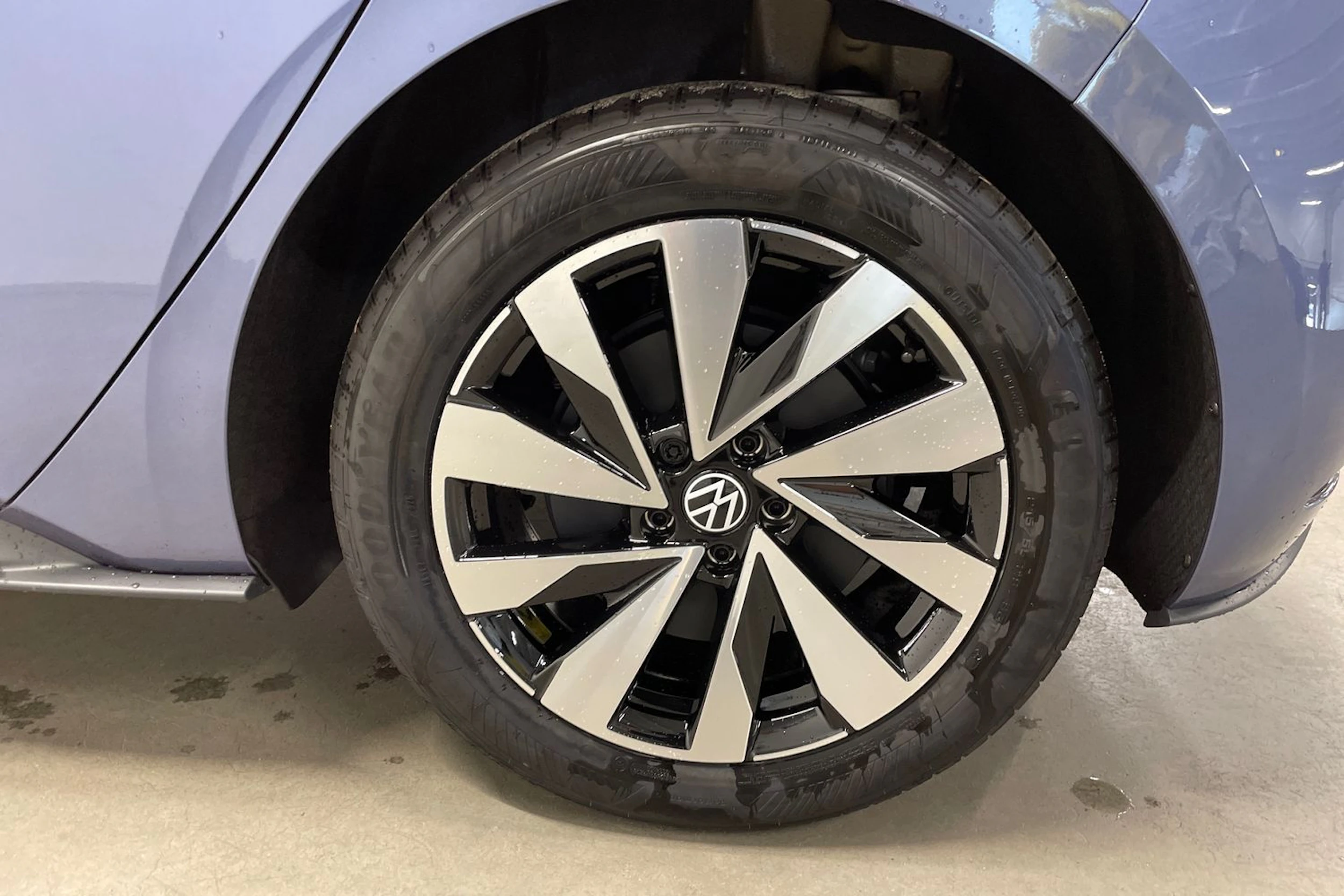 sininen Volkswagen ID.3 Neo 2026 kuva 10.