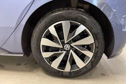 sininen Volkswagen ID.3 Neo 2026 kuva 10.