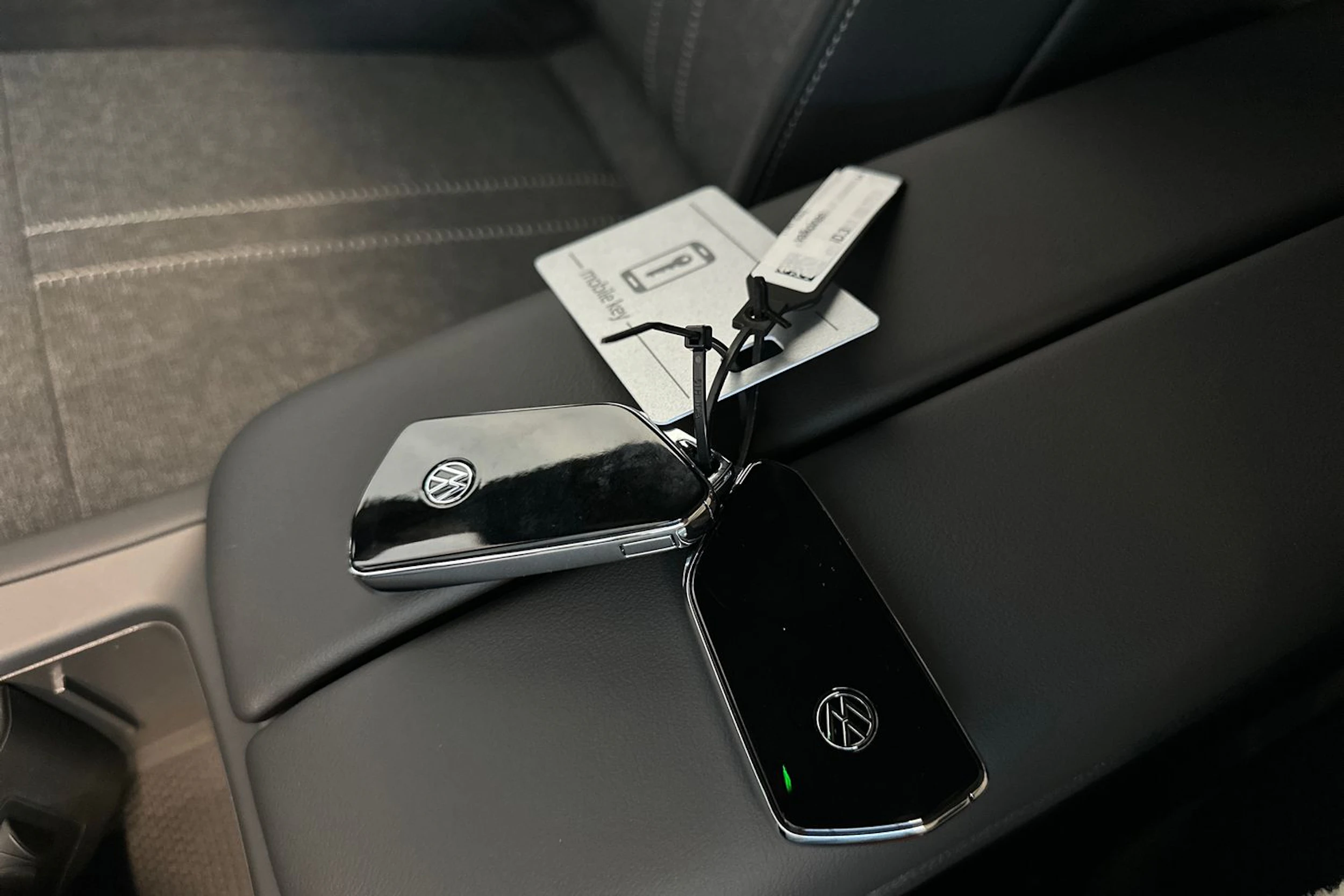valkoinen Volkswagen ID.3 Neo 2026 kuva 23.