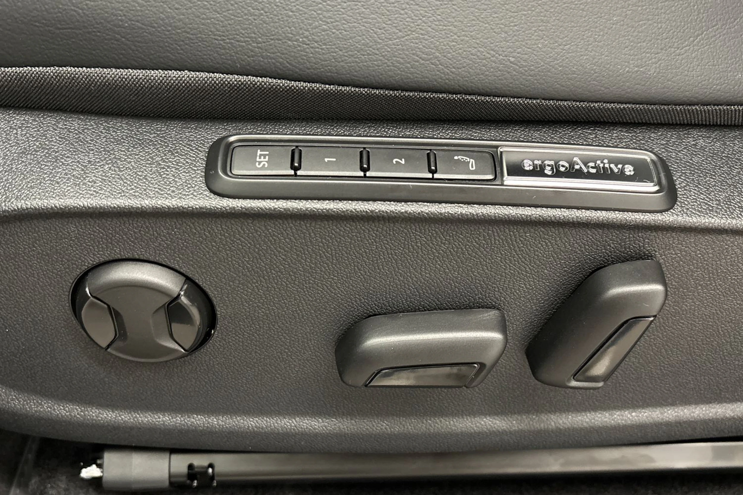 met. sininen Volkswagen ID.3 Neo 2027 kuva 12.