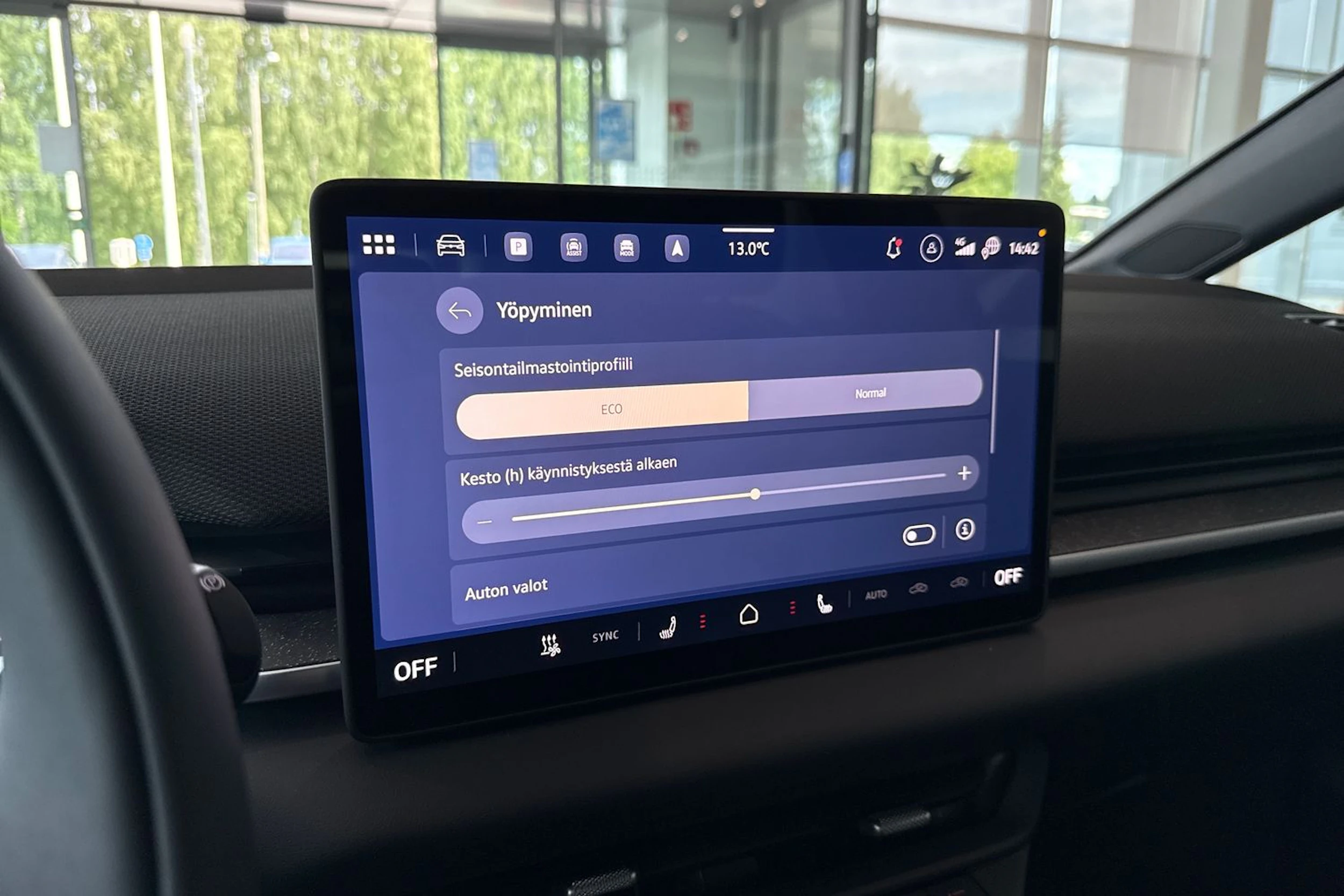 sininen Volkswagen ID.3 Neo 2027 kuva 17.