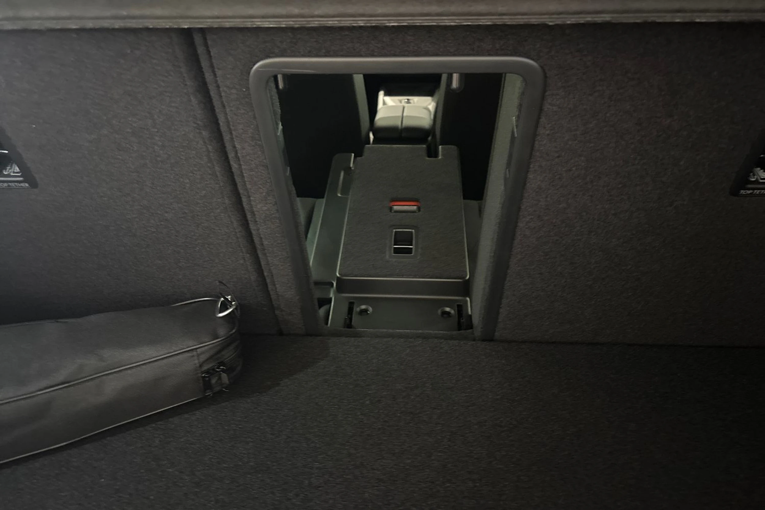 valkoinen Volkswagen ID.3 Neo 2027 kuva 12.