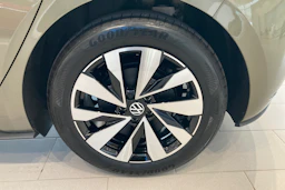 vihreä Volkswagen ID.3 Neo 2027 kuva 10.