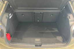 vihreä Volkswagen ID.3 Neo 2027 kuva 21.