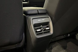 met. valkoinen Volkswagen ID.3 Neo 2027 kuva 13.