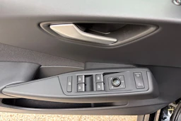 musta Volkswagen ID.3 Neo 2026 kuva 13.