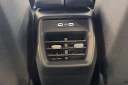 vihreä Volkswagen ID.3 Neo 2027 kuva 31.