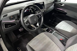 Valkoinen Volkswagen ID.3 2023 kuva 3.