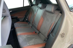 Valkoinen Volkswagen ID.4 2021 kuva 8.