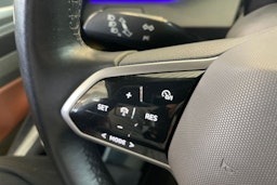 Valkoinen Volkswagen ID.4 2021 kuva 14.