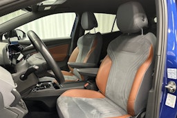 sininen Volkswagen ID.4 2021 kuva 23.