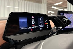 valkoinen Volkswagen ID.4 2021 kuva 24.