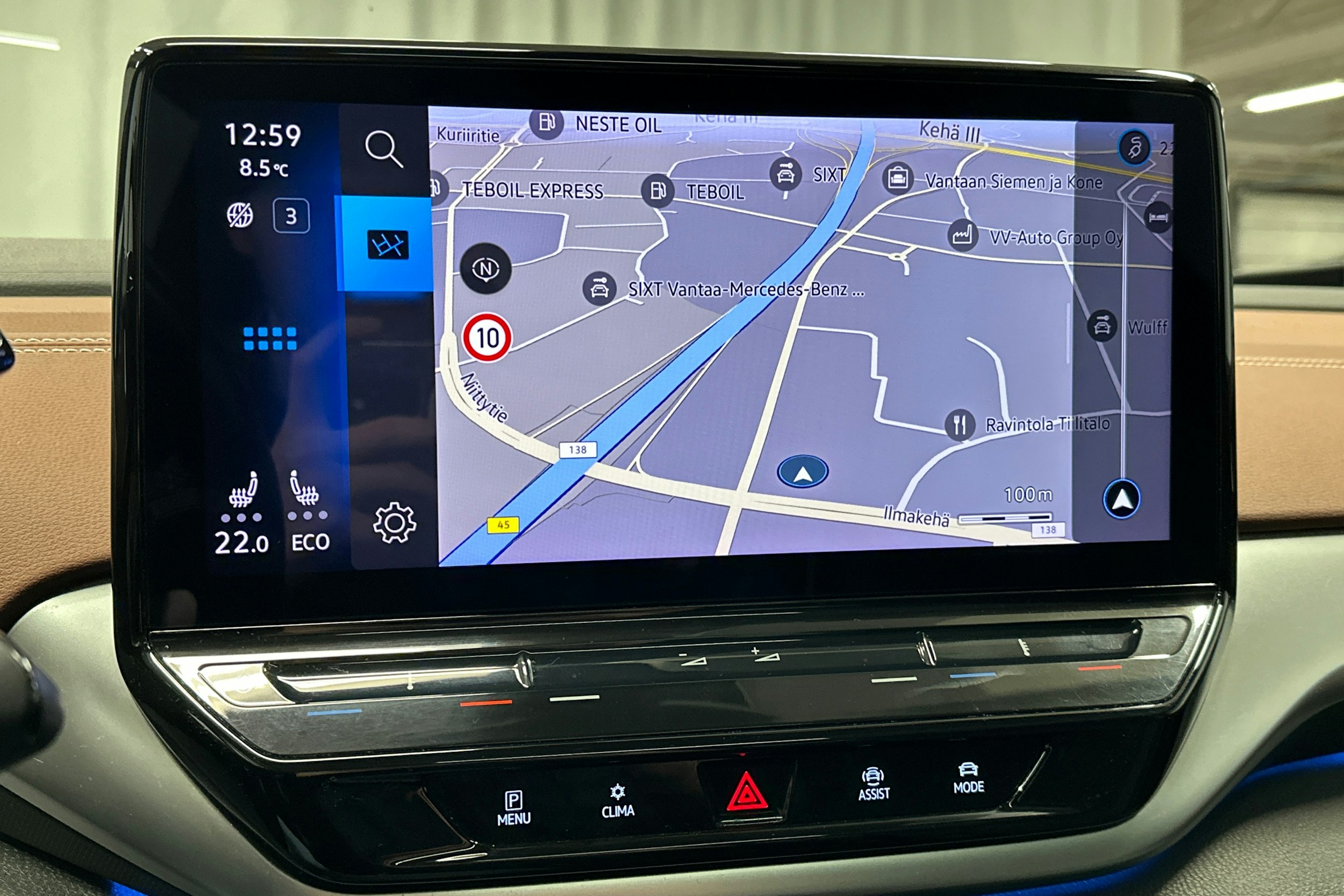 valkoinen Volkswagen ID.4 2021 kuva 25.