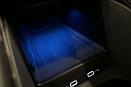 valkoinen Volkswagen ID.4 2021 kuva 32.