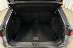harmaa Volkswagen ID.4 2021 kuva 14.
