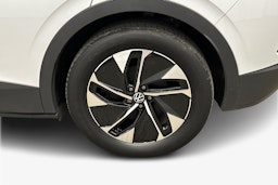 valkoinen Volkswagen ID.4 2021 kuva 11.