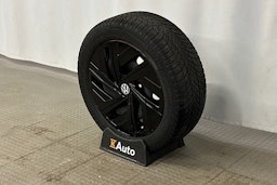 valkoinen Volkswagen ID.4 2021 kuva 13.