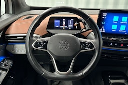 valkoinen Volkswagen ID.4 2021 kuva 20.