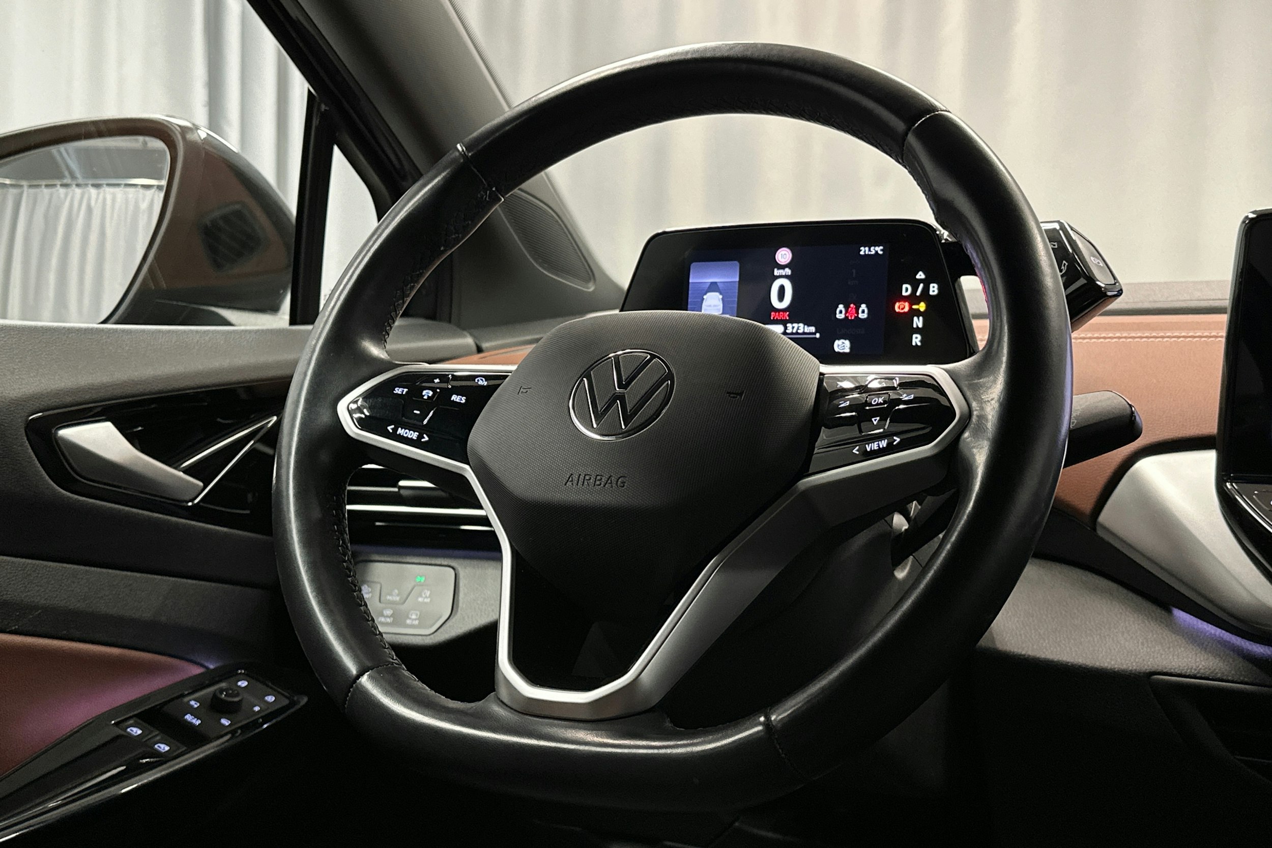 harmaa Volkswagen ID.4 2021 kuva 14.