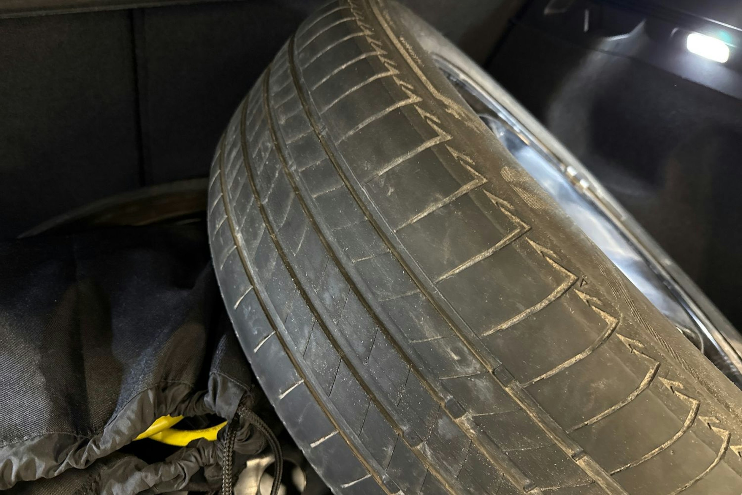 sininen Volkswagen ID.4 2021 kuva 15.