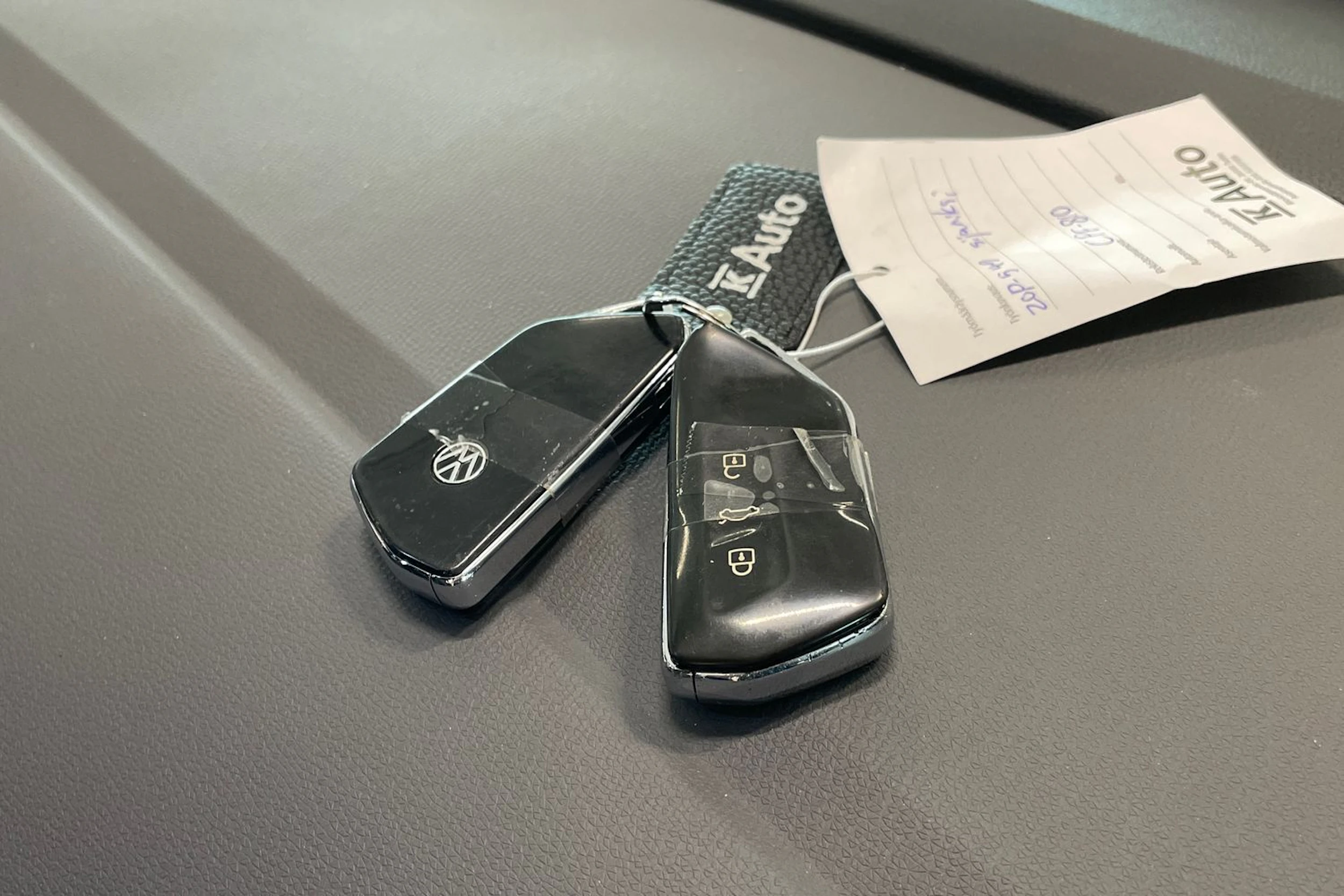 sininen Volkswagen ID.4 2021 kuva 30.