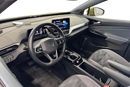 keltainen Volkswagen ID.4 2021 kuva 7.