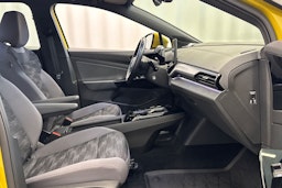 keltainen Volkswagen ID.4 2021 kuva 13.