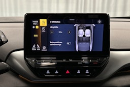 valkoinen Volkswagen ID.4 2021 kuva 27.