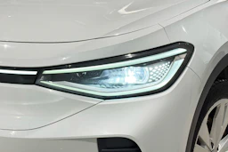 valkoinen Volkswagen ID.4 2021 kuva 15.