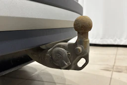 valkoinen Volkswagen ID.4 2021 kuva 19.