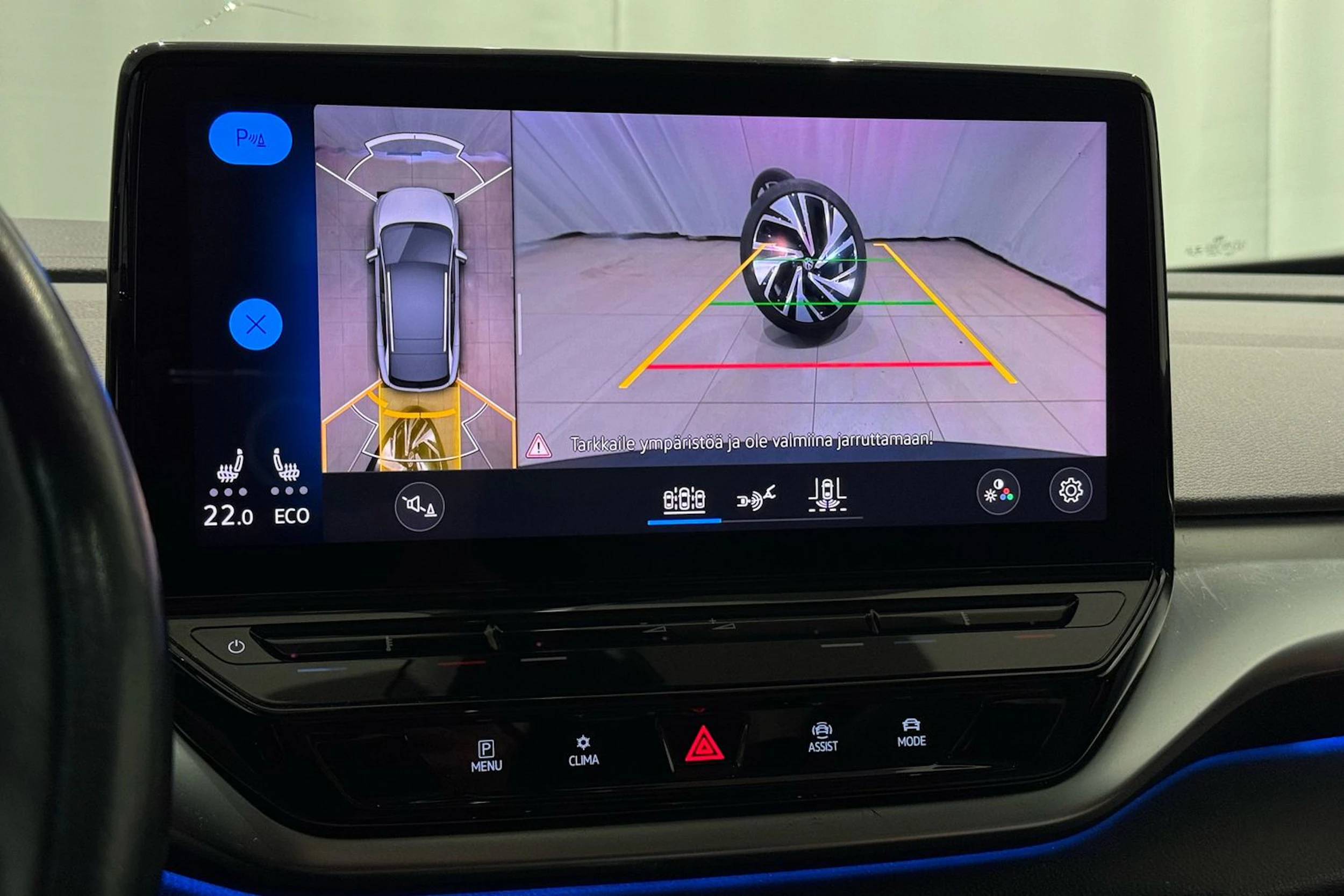 valkoinen Volkswagen ID.4 2021 kuva 26.