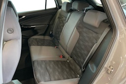 Harmaa Volkswagen ID.4 2021 kuva 10.