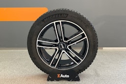 Harmaa Volkswagen ID.4 2021 kuva 13.