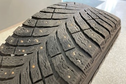 Harmaa Volkswagen ID.4 2021 kuva 15.