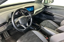 Valkoinen Volkswagen ID.4 2021 kuva 7.