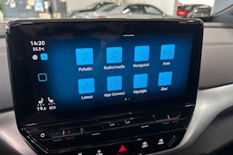 Valkoinen Volkswagen ID.4 2021 kuva 24.
