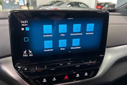 Valkoinen Volkswagen ID.4 2021 kuva 25.