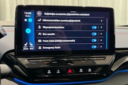 punainen Volkswagen ID.4 2022 kuva 28.