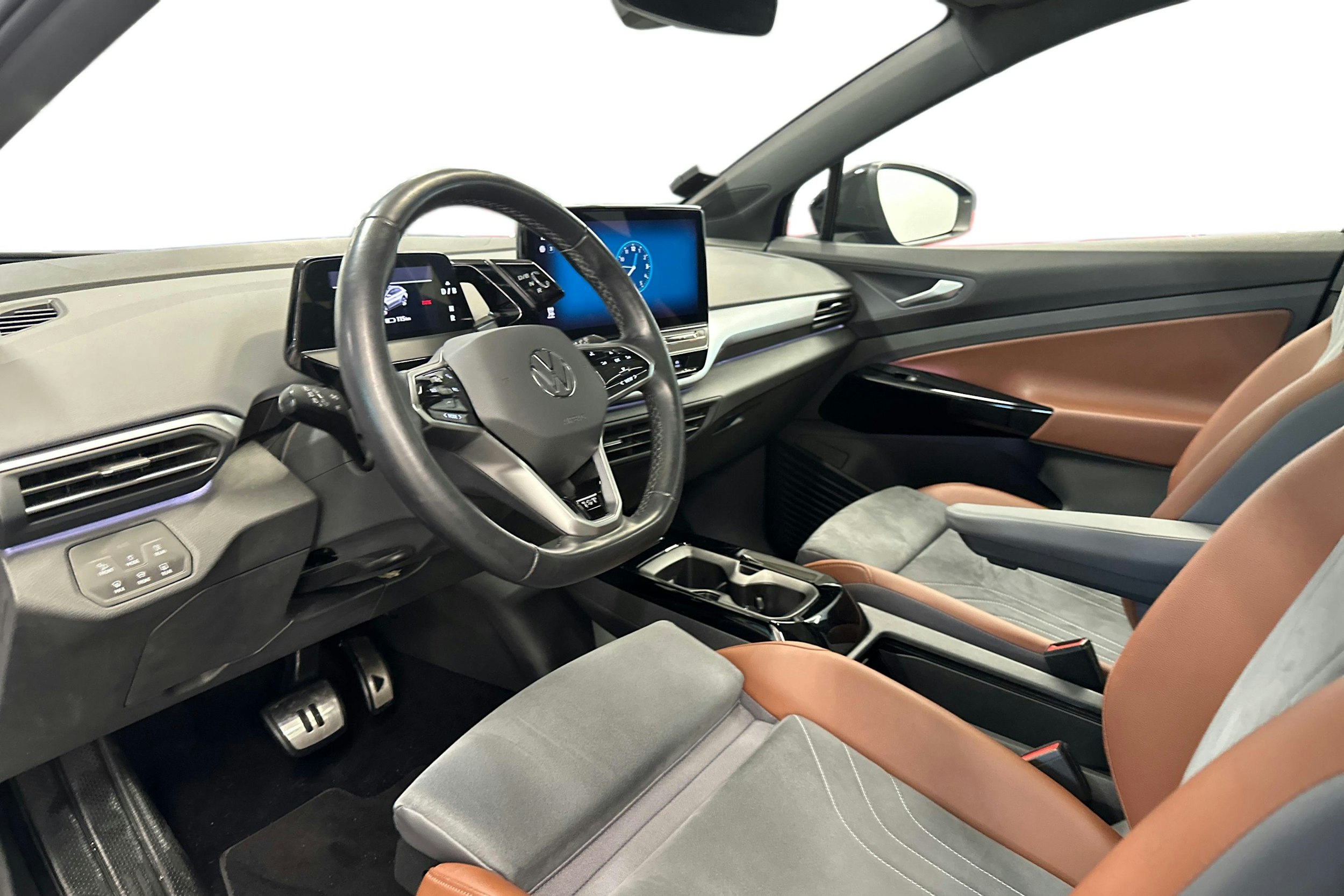 sininen Volkswagen ID.4 2021 kuva 7.