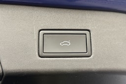 sininen Volkswagen ID.4 2021 kuva 22.