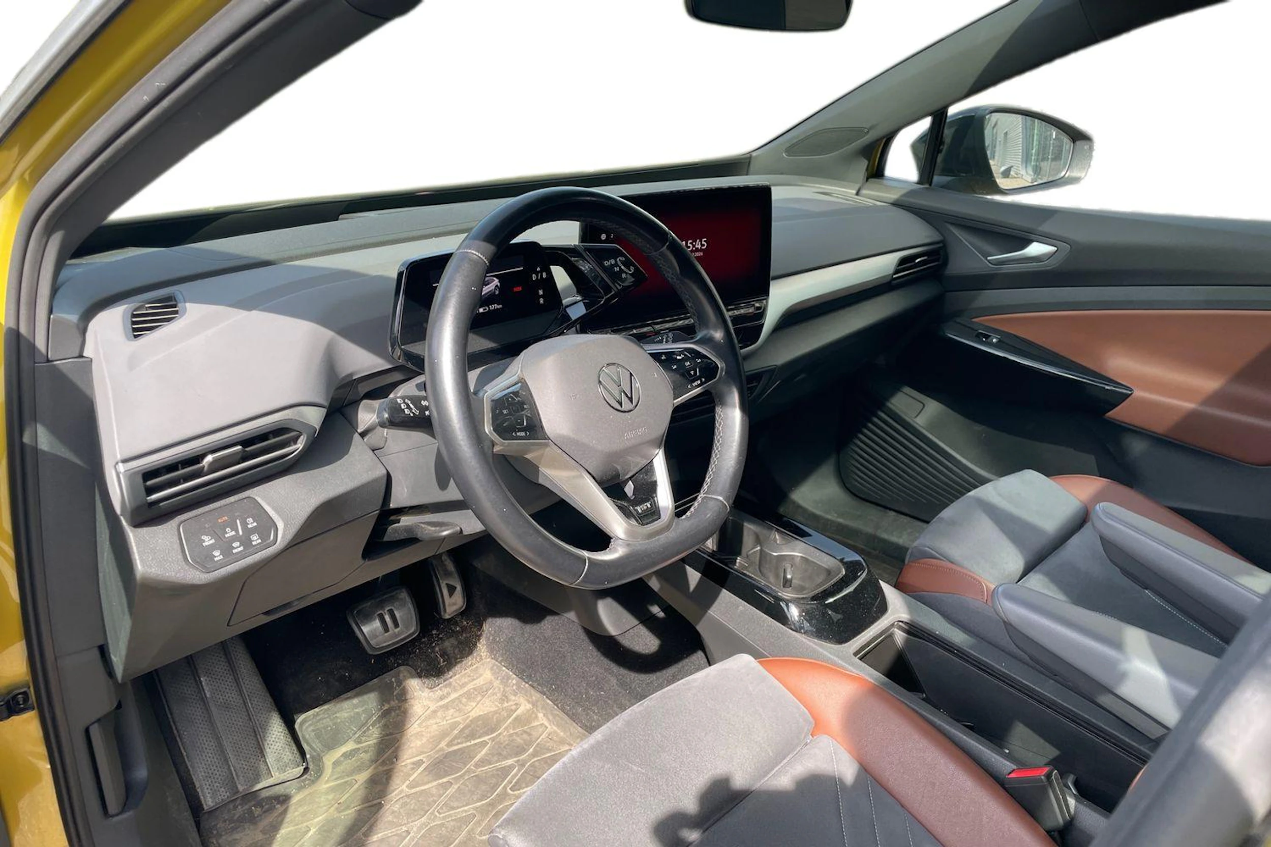 keltainen Volkswagen ID.4 2021 kuva 3.
